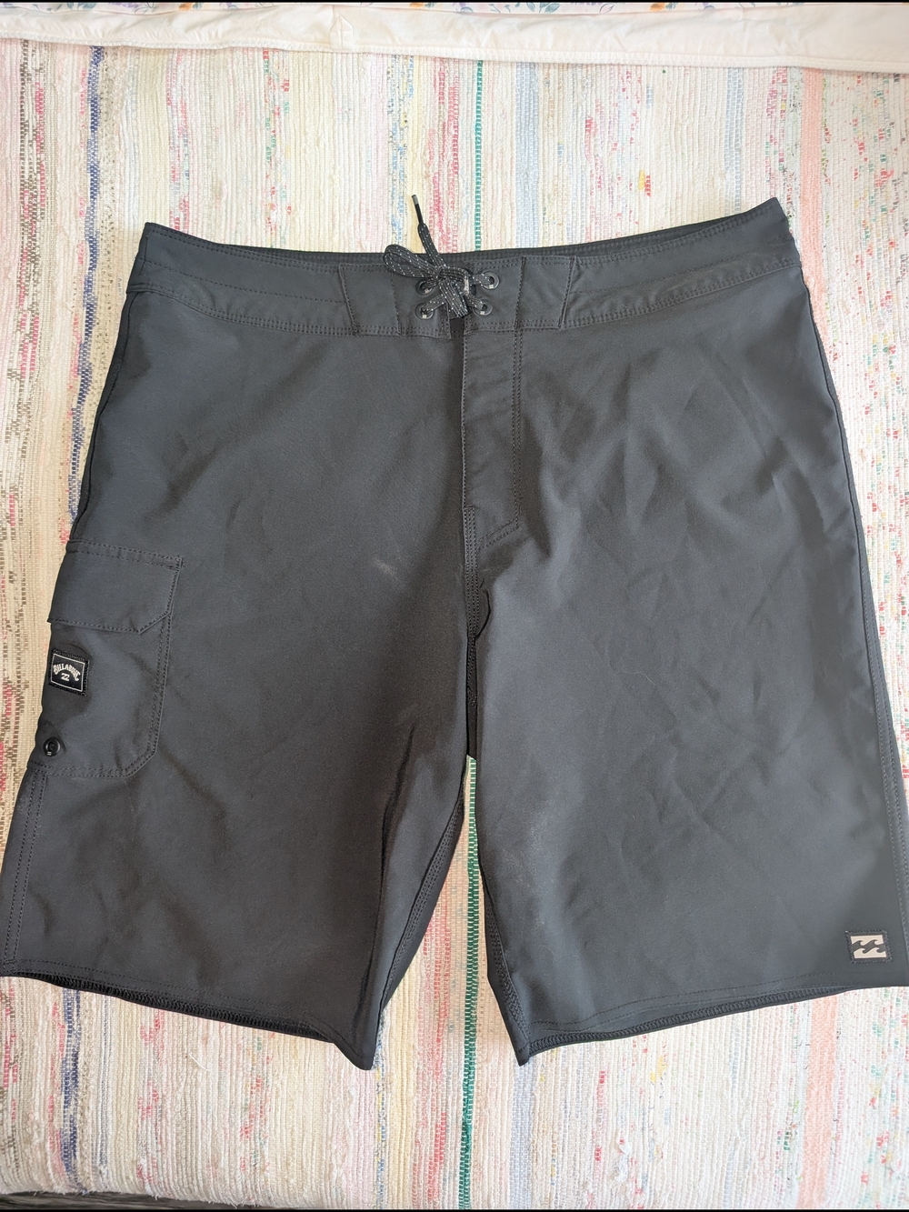 Billabong Black Men's Boardshorts with Side Pocket